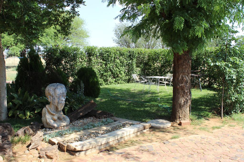 Villa Lin-Zane Vryburg Екстериор снимка