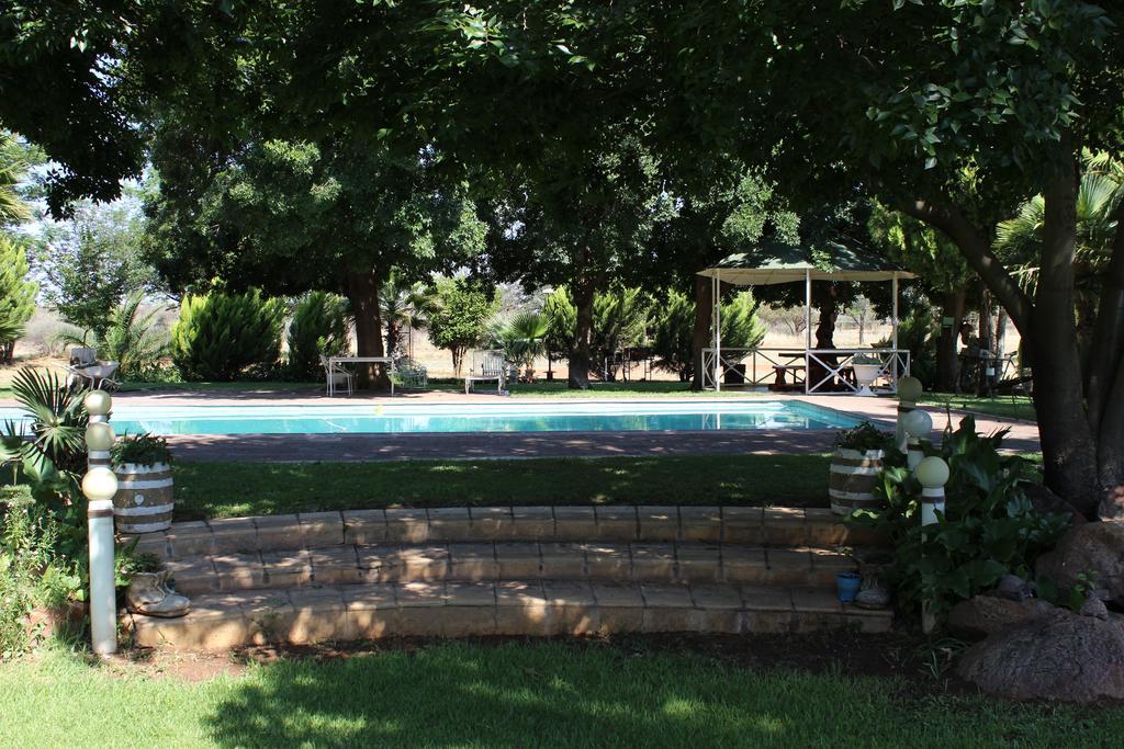 Villa Lin-Zane Vryburg Екстериор снимка